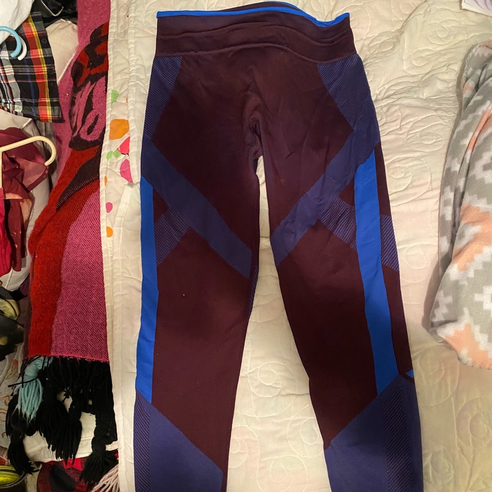 Victoria’s Secret pink leggings large